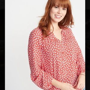 Old Navy Red Floral Blouse❤️🤍